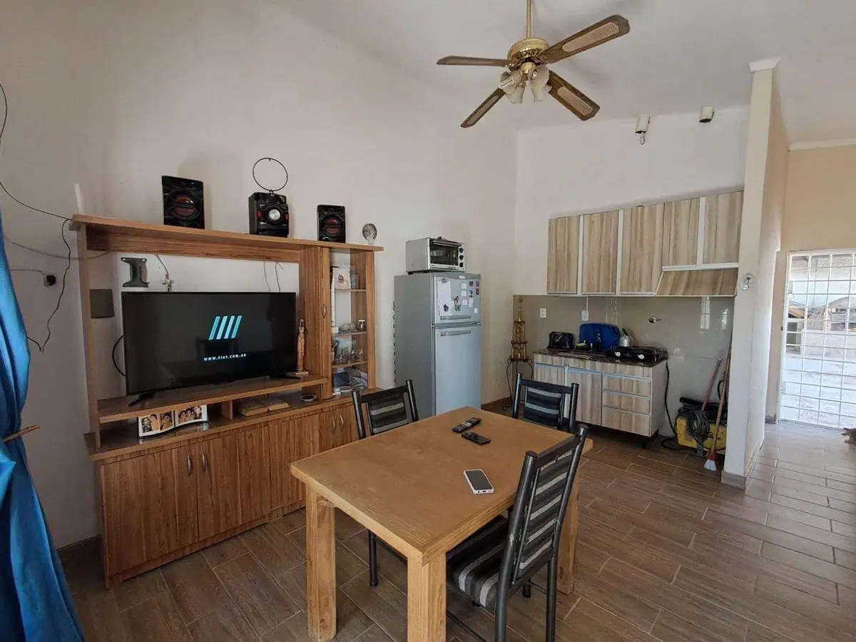 VENTA CASA LAS HERAS 2 HAB. B° SAN MIGUEL 5