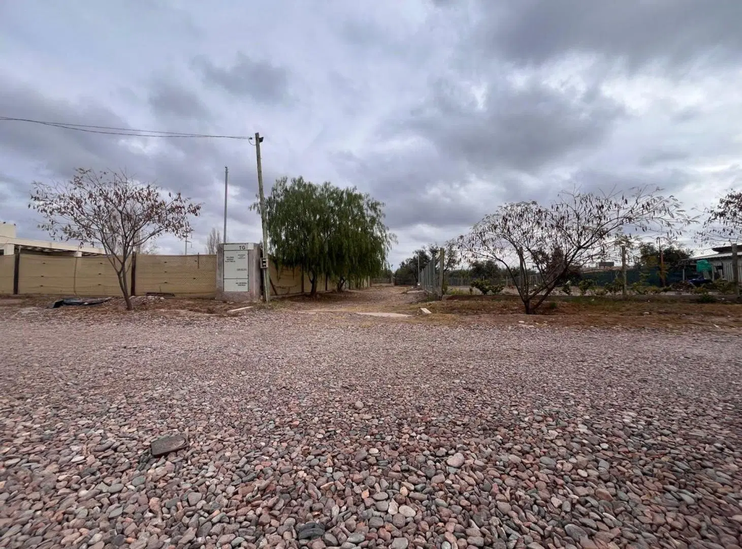 VENTA DE LOTE BARRIO QUINTAS DE RUSSEL- MAIPU 3