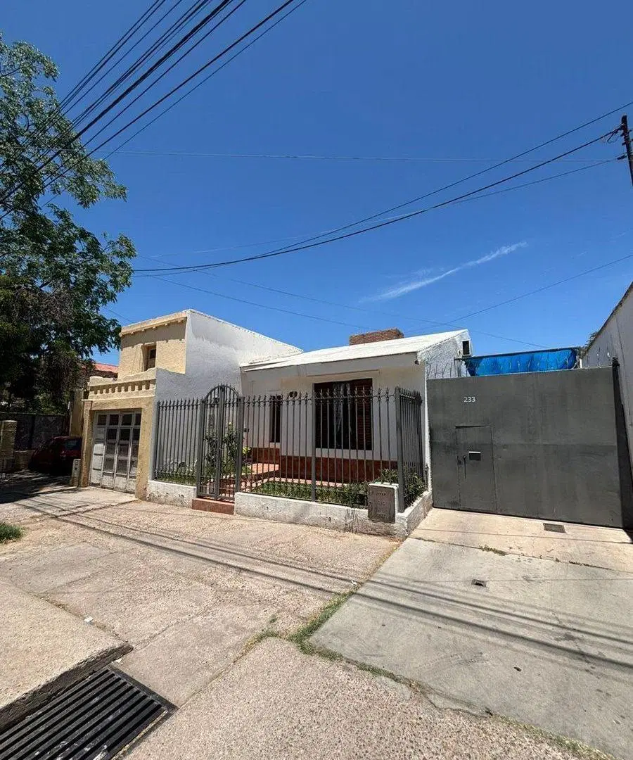 VENTA CASA OFICINA Y GALPON EN MAIPU 2