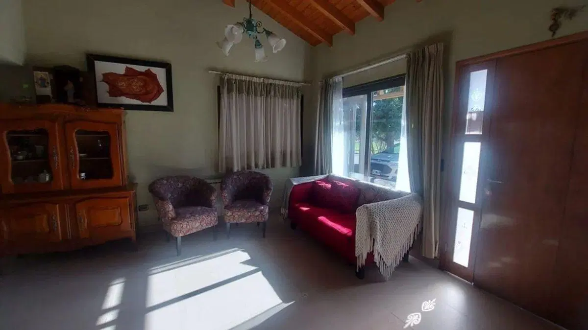 HERMOSA CASA EN BARRIO PRIVADO LOS SOLARES, MAIPU. 3