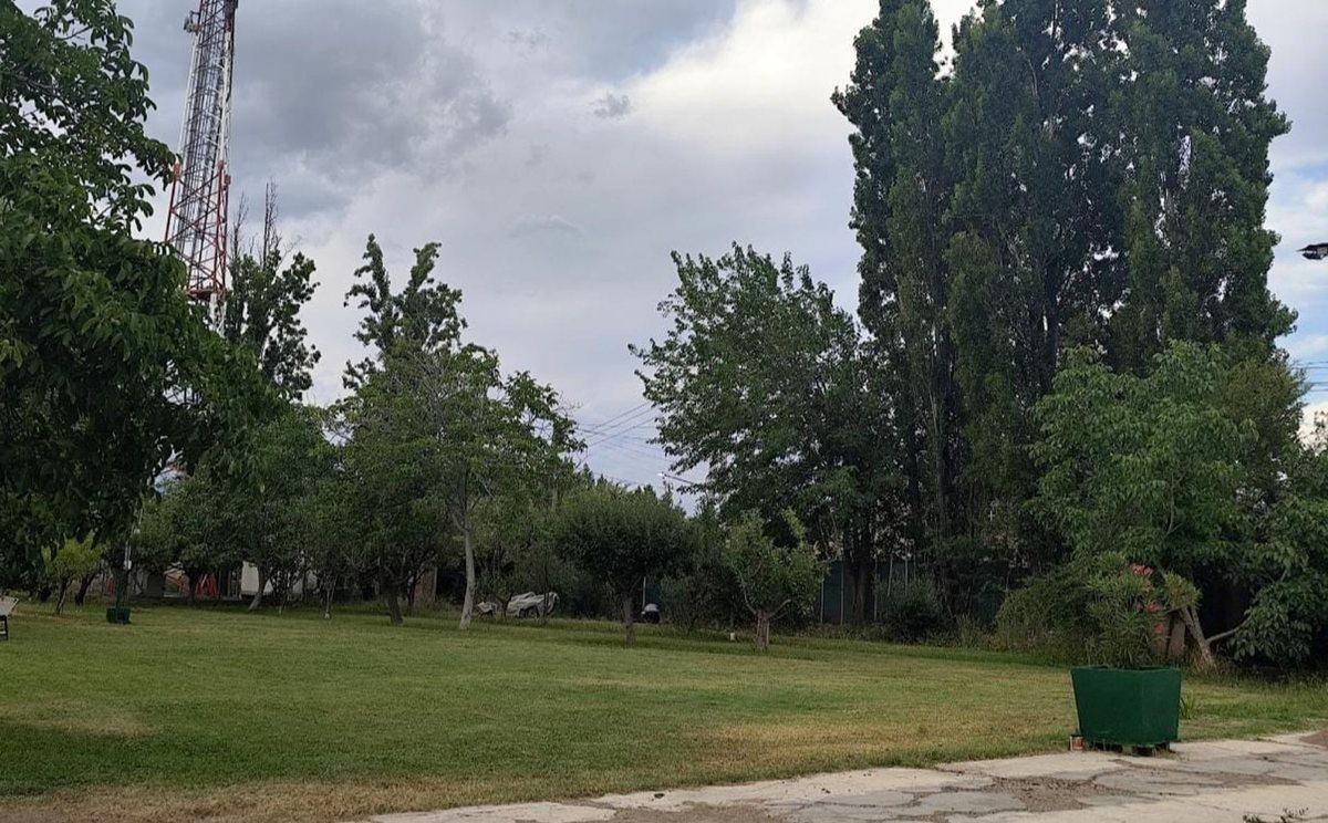 VENTA PROPIEDAD COMERCIAL 3500M2 SALIDA A 3 CALLES