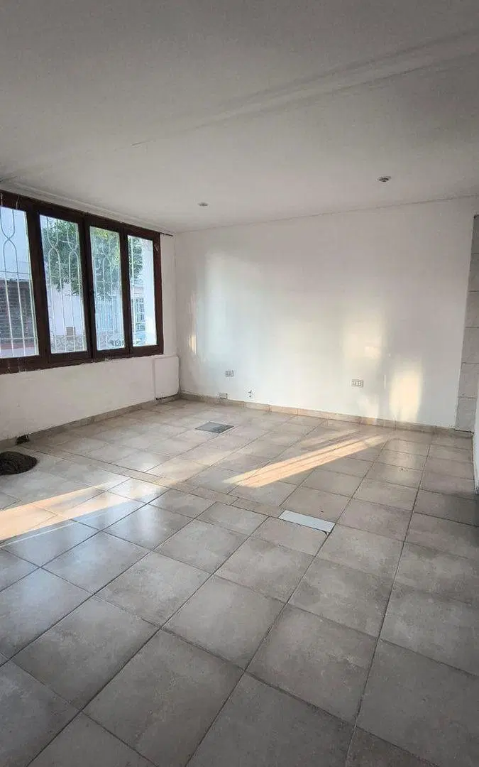 DEPARTAMENTO + LOCAL en Venta - 4TA SECCION 3