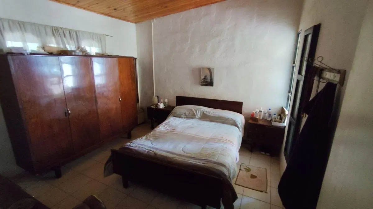 CASA EN VENTA CON AMPLIO TERRENO APTA CREDITO 2
