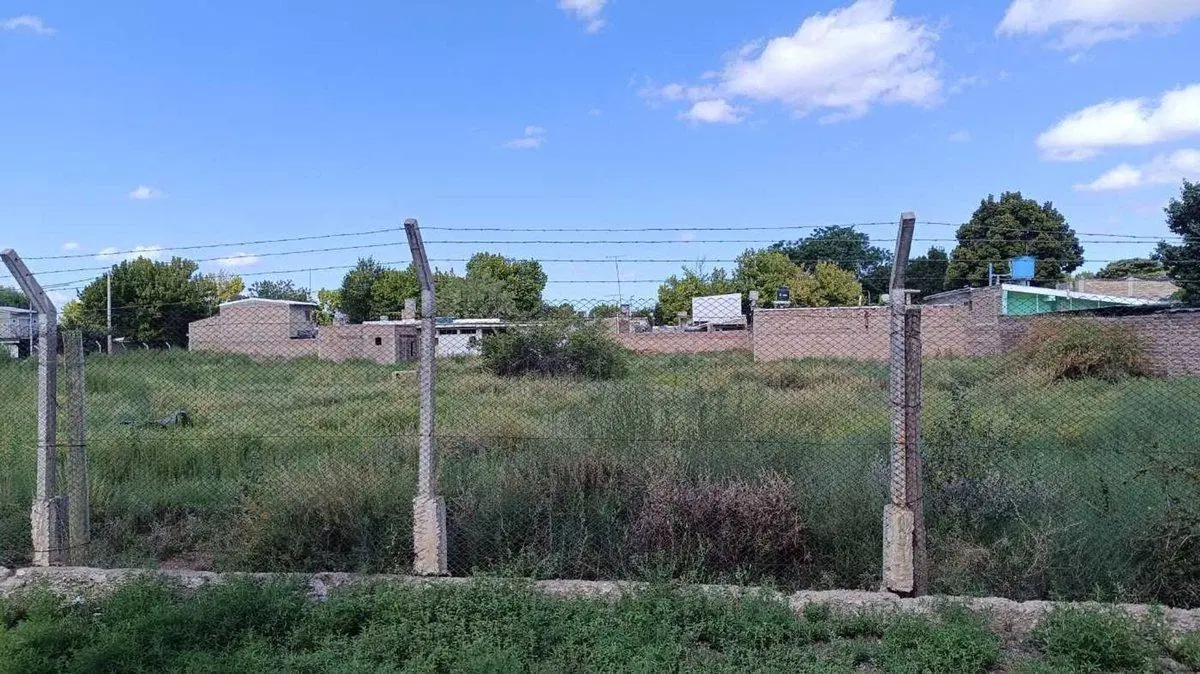EXCELENTE INVERSIÓN  TUNUYÁN CENTRO LOTE 3.490 M2 5