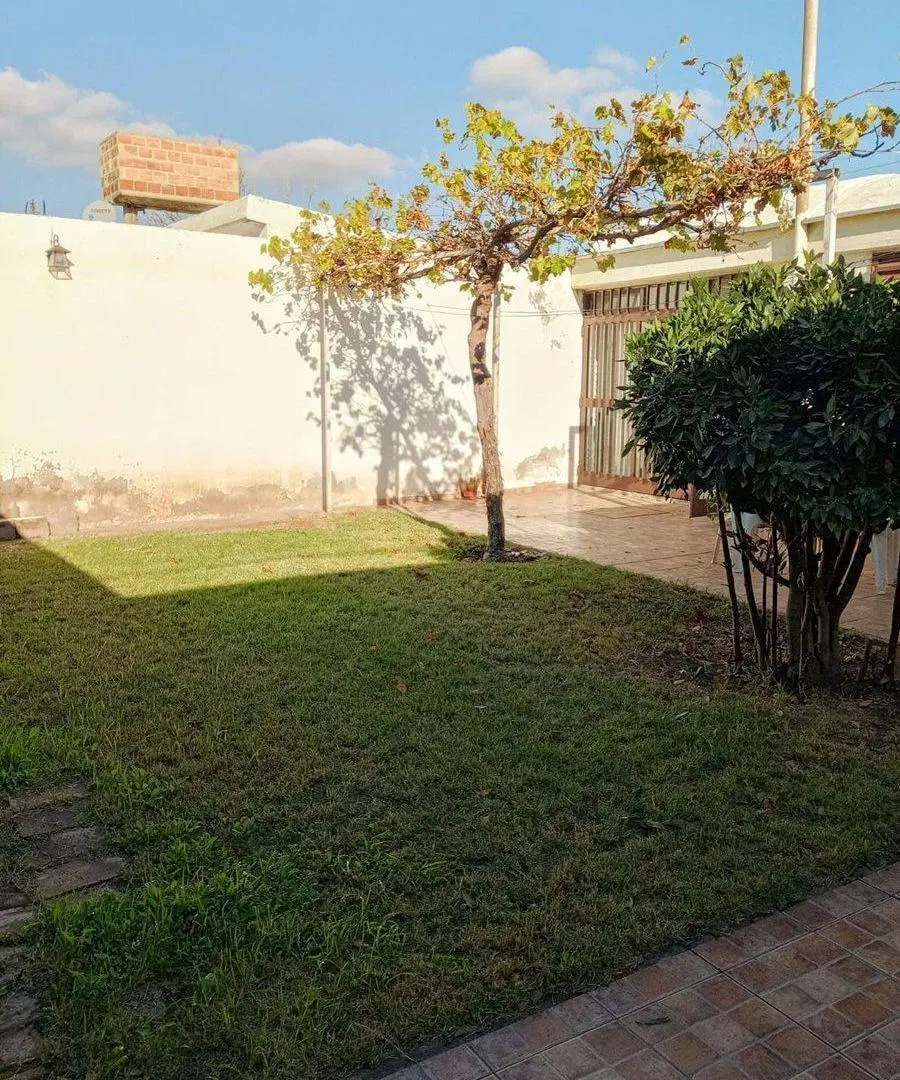 Venta Casa 3 habitaciones Lujan de Cuyo Centro 5