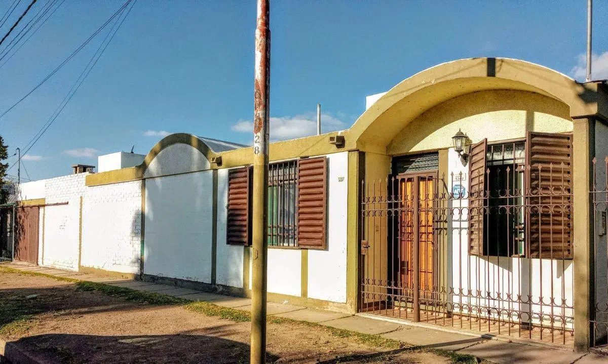 Venta Casa 3 habitaciones Lujan de Cuyo Centro 3