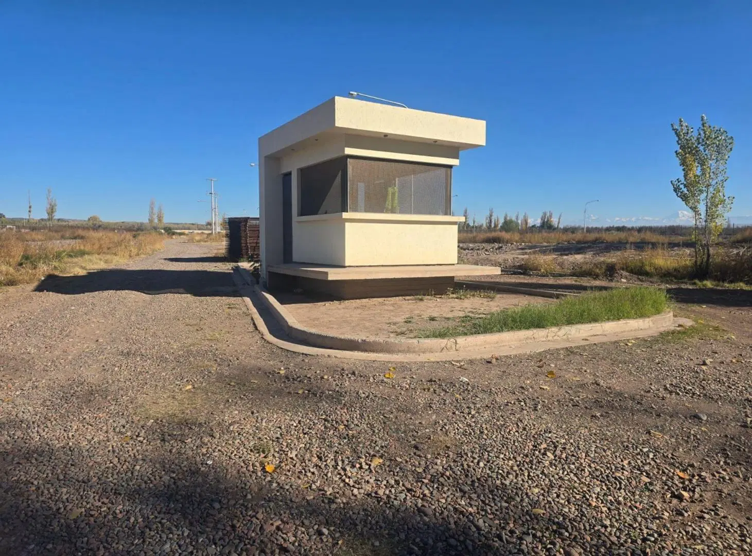 VENTA DE LOTE EN BARRIO LA ARBEQUINA DE MAIPÚ 3