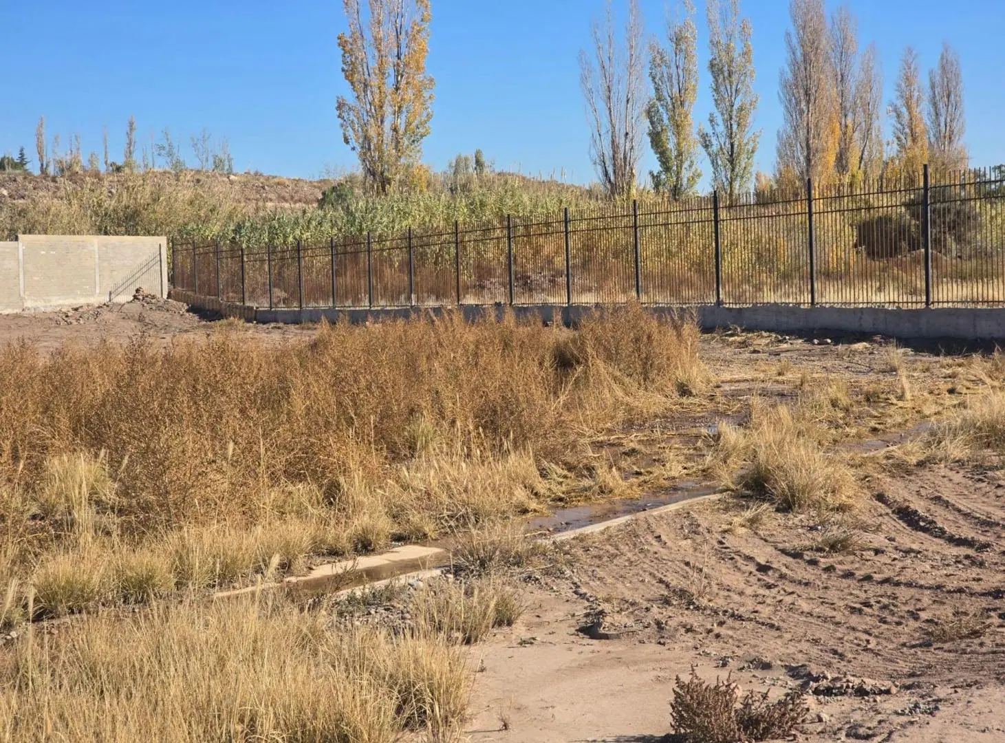 VENTA DE LOTE EN BARRIO LA ARBEQUINA DE MAIPÚ 5