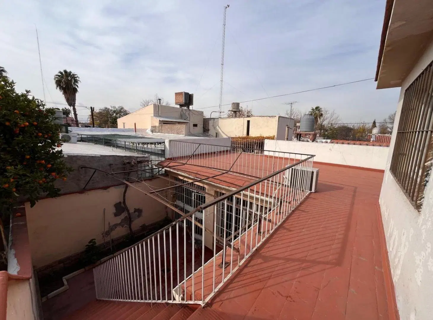 VENTA DE CASA CALLE CROCE B° AERONAUTICO-LAS HERAS 8