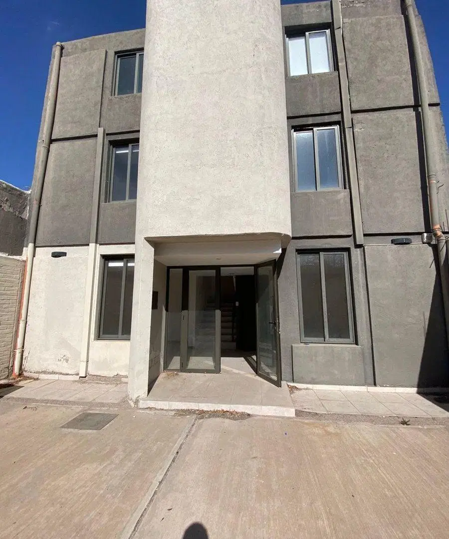 complejo  + local comercial en 5ta Sección,Mendoza 3