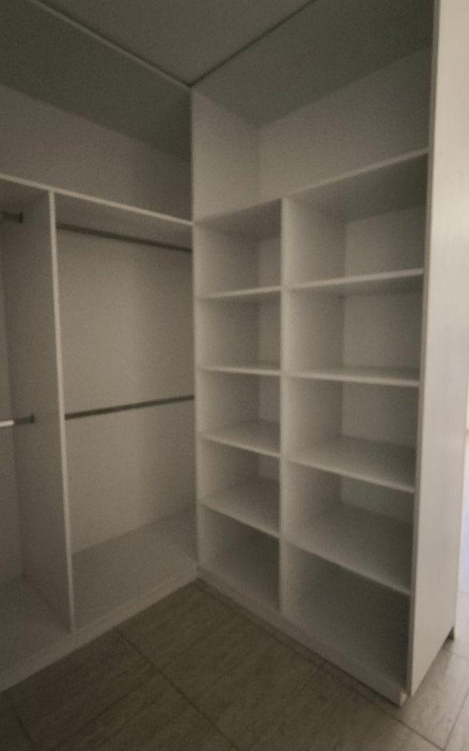 Foto de HERMOSA CASA MAS DEPARTAMENTO EN CHACRAS DE CORIA, imagen 4