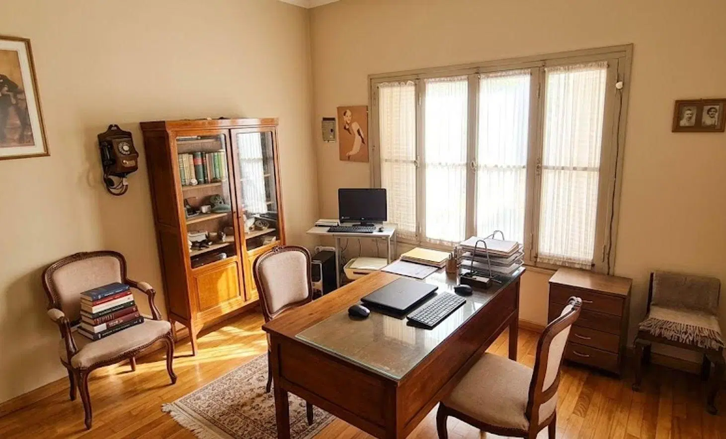 CASA EN VENTA CHACRAS DE CORIA. BARRIO BESARES 4