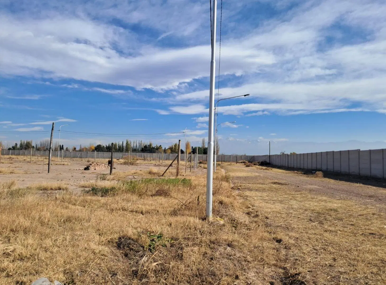 VENTA LOTE 528M2 DISTRITO AZCUENAGA-LUNLUNTA 5