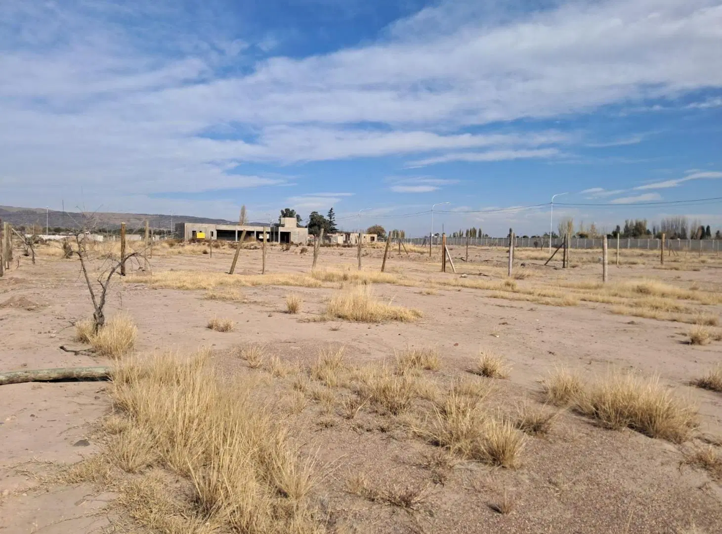 VENTA LOTE 528M2 DISTRITO AZCUENAGA-LUNLUNTA 8