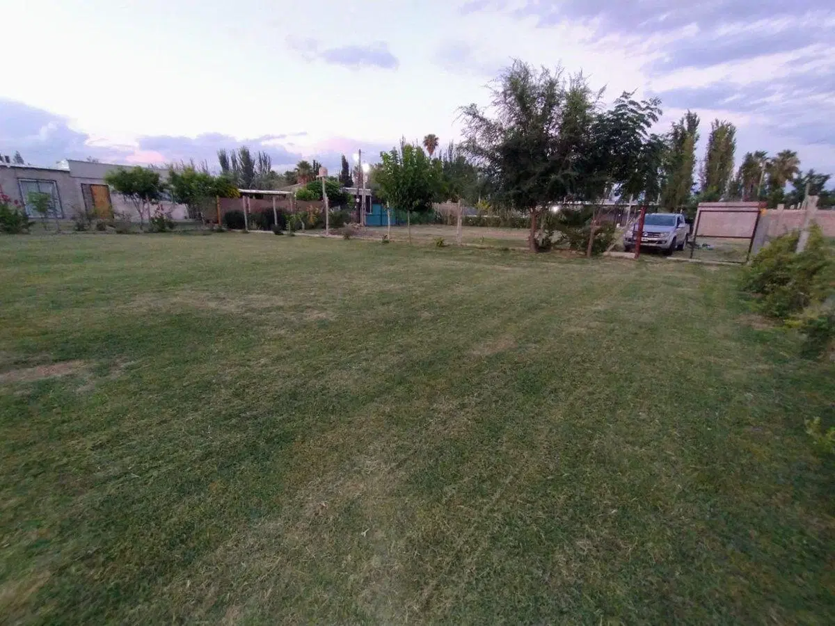 Terreno Cerrado (parquizado y quincho) Corralitos 4