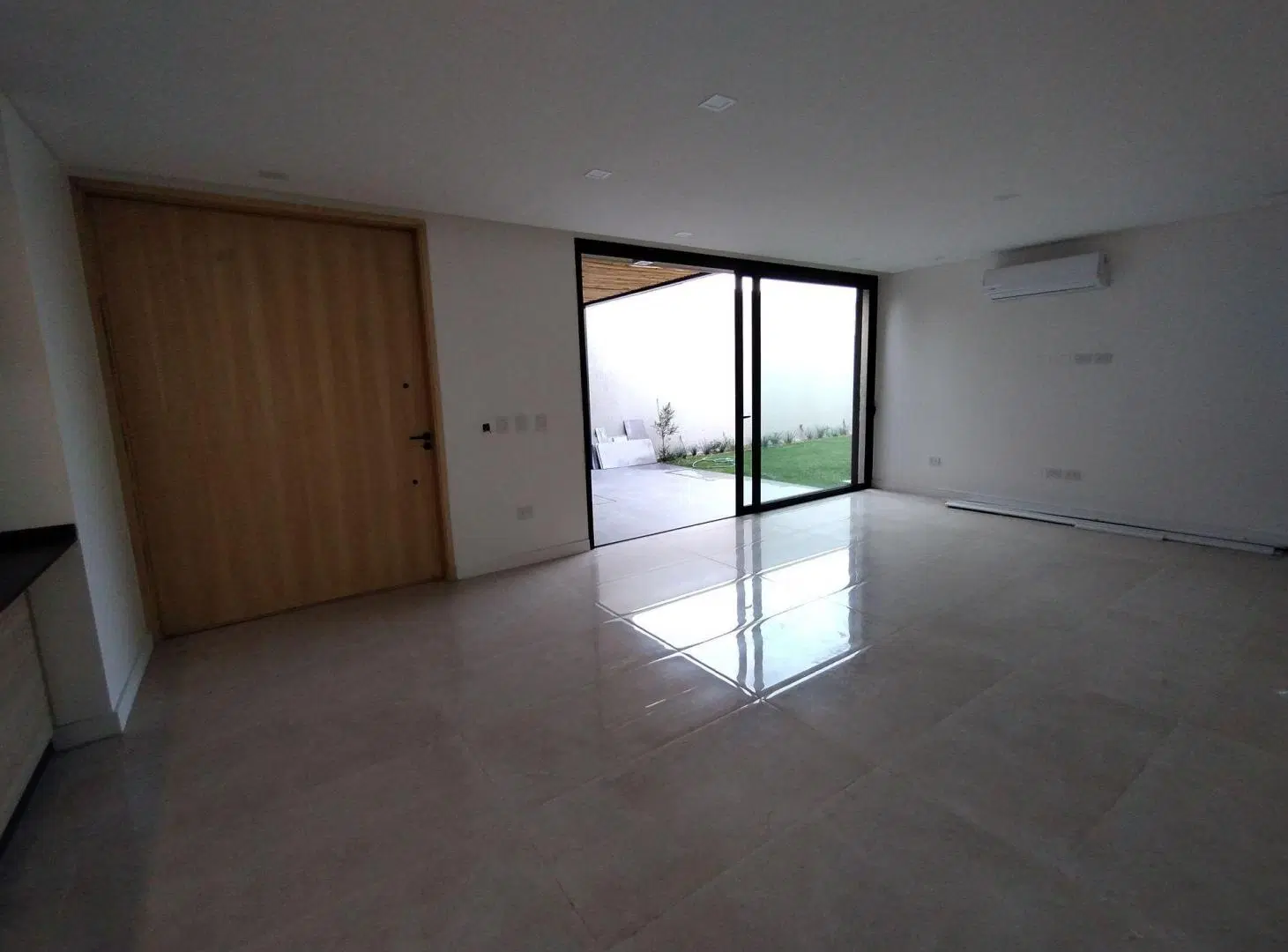 Exclusiva casa de categoría en alquiler 4