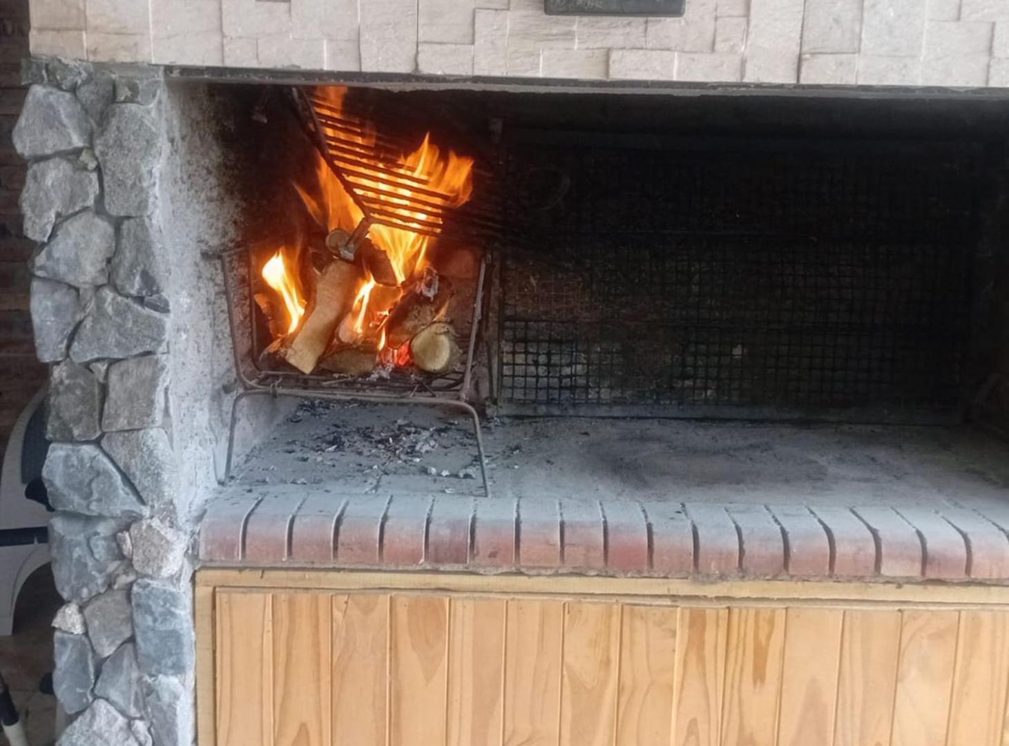 Foto de CASA CON PILETA EN VENTA EN LAS COMPUERTAS, imagen 1