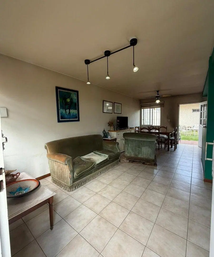 HERMOSA CASA EN GUAYMALLÉN 4