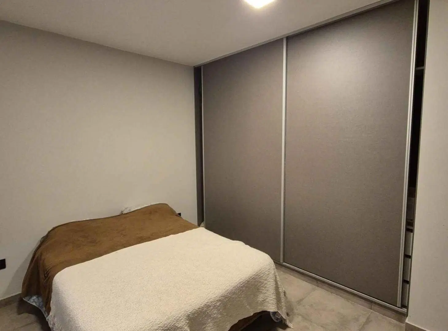 Cómoda casa para familia en B° Privado Luján Mza 2