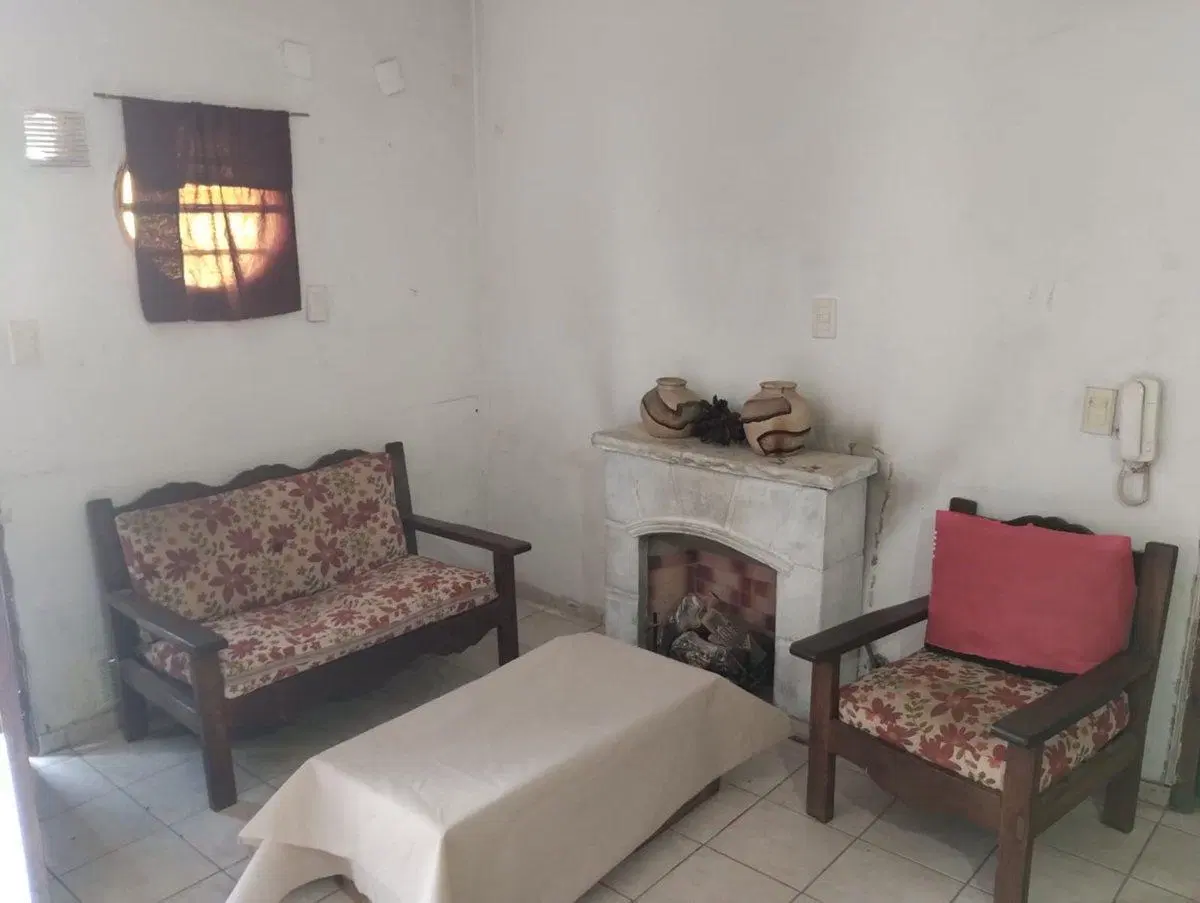 CASA con DEPARTAMENTO en VENTA - M. DRUMMOND LUJÁN 3
