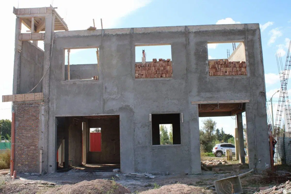 VENTA CASA 3 HAB EN OBRA -B° TIERRAS DE OLAVARRIA 8