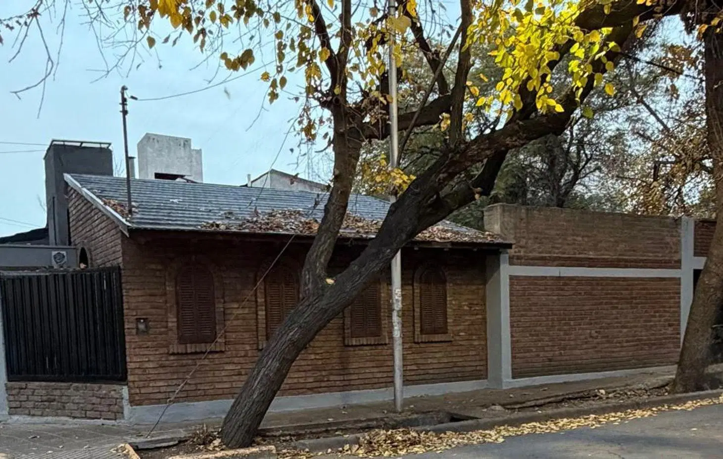 ESTRATÉGICA CASA EN 5TA SECCIÓN OESTE 5