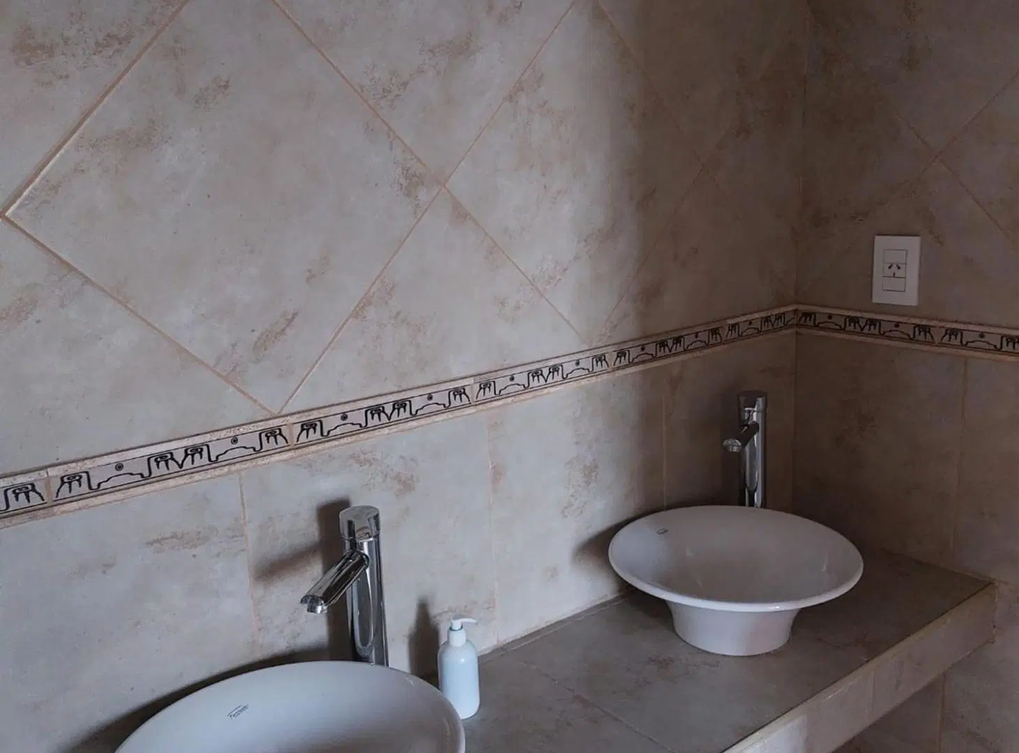 CASA EN VENTA - SAN MARTÍN 8