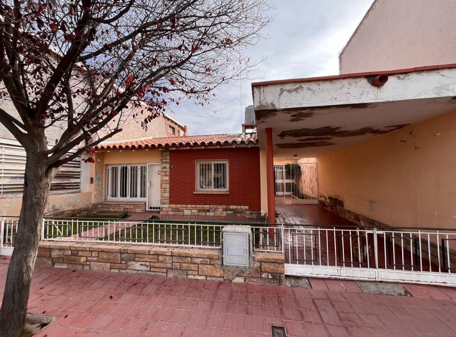 Foto de VENTA DE CASA CALLE CROCE B° AERONAUTICO-LAS HERAS, imagen 3