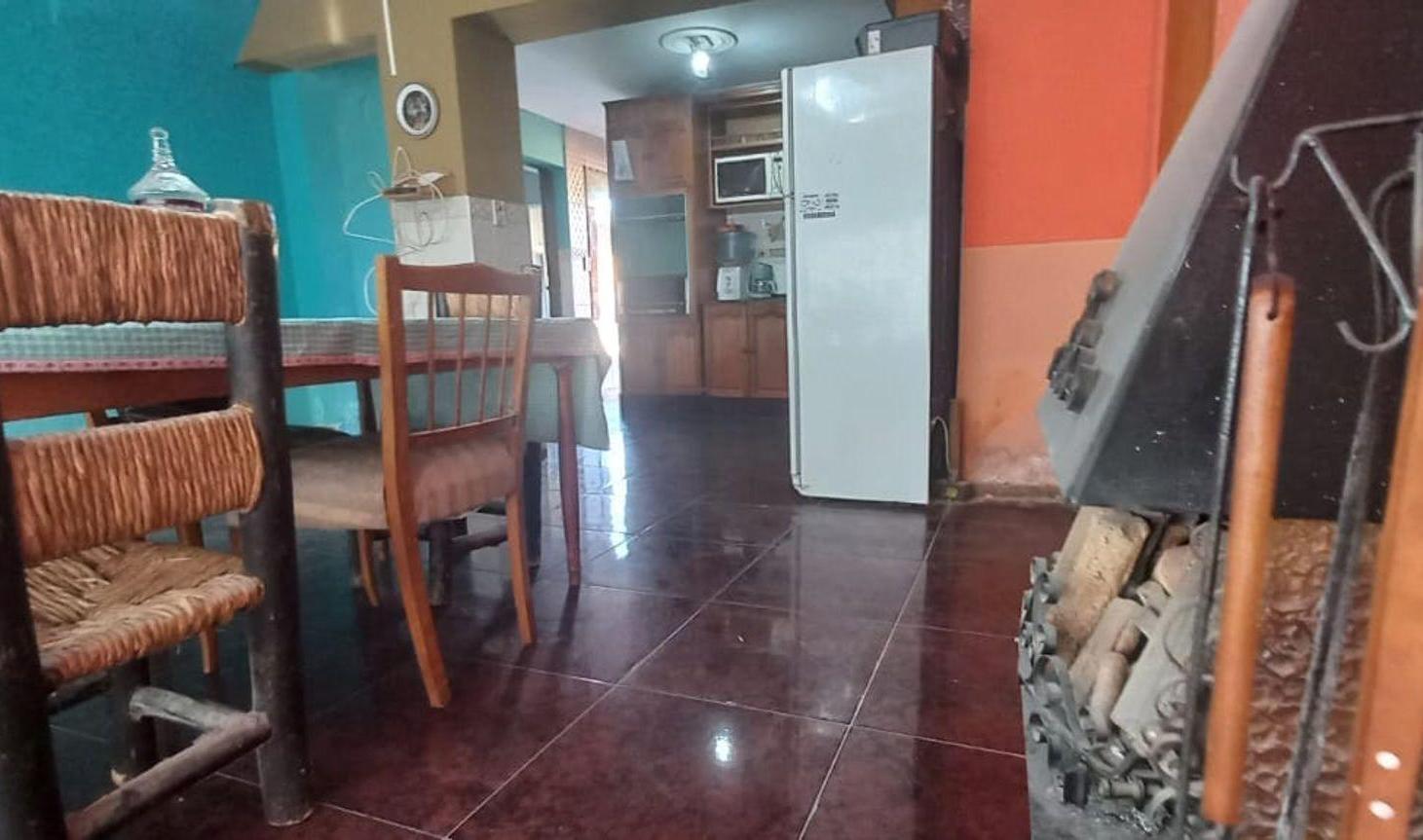 Foto de VENTA CASA ZONA LUZURIAGA 3 DORMITORIOS, imagen 3