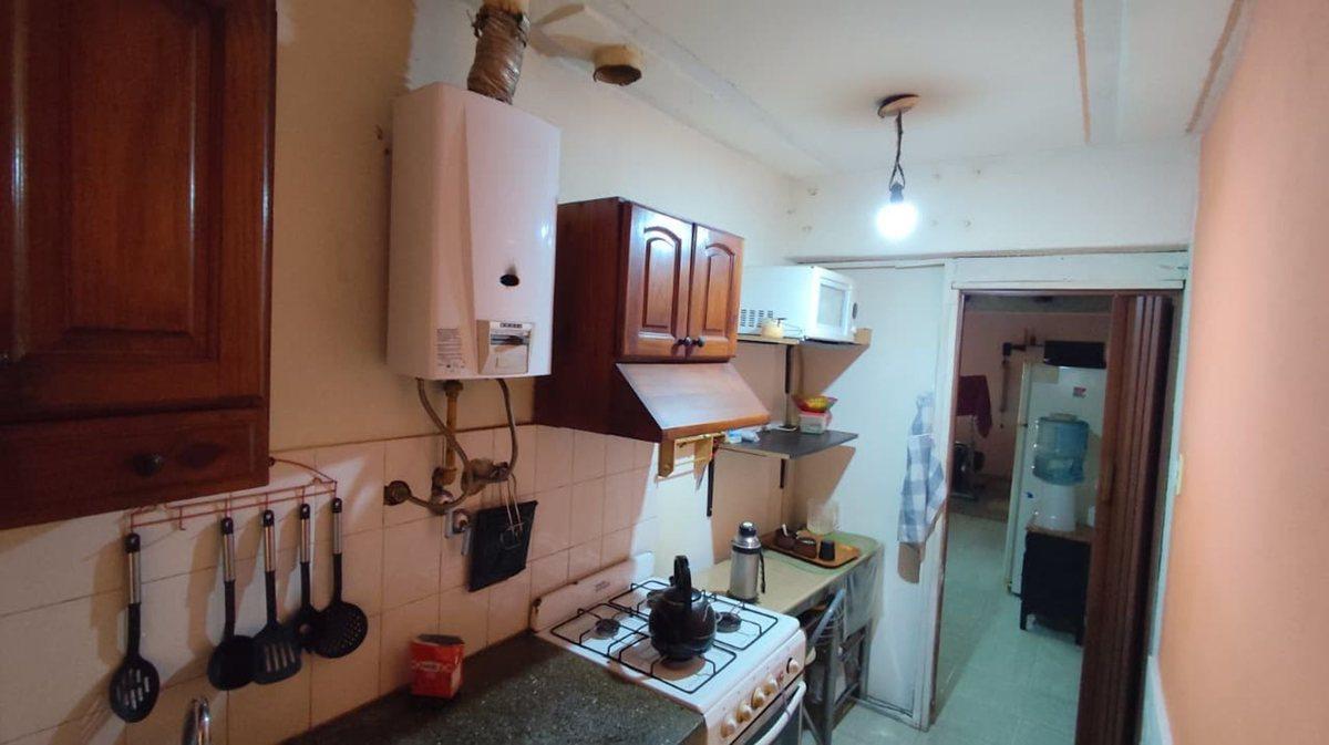Foto de CASA CON DEPARTAMENTO CON AMPLIACION PARA LOCAL, imagen 3