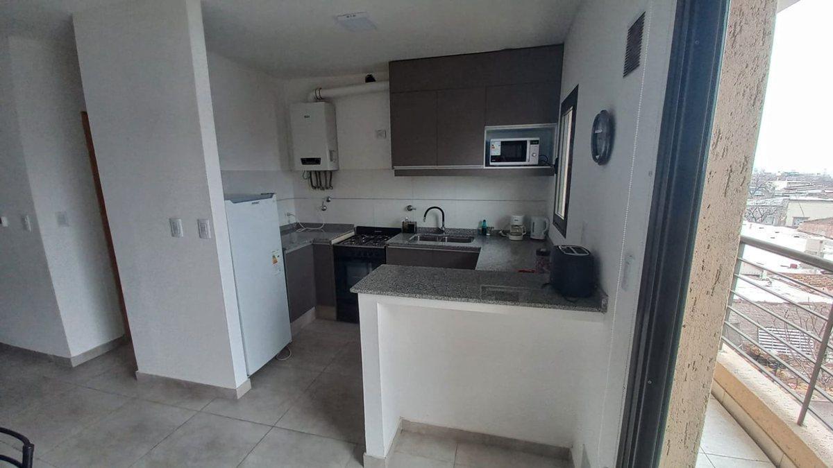 Foto de Venta Departamento Semipiso -Godoy Cruz-, imagen 2