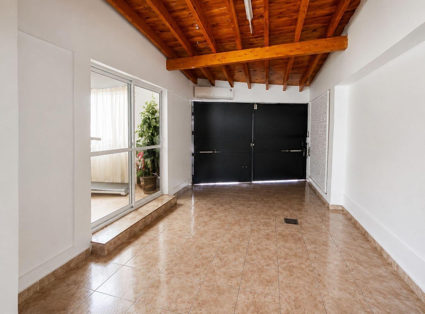 Foto de Casa en Venta, 3 habitaciones Rodeo del Medio, imagen 2