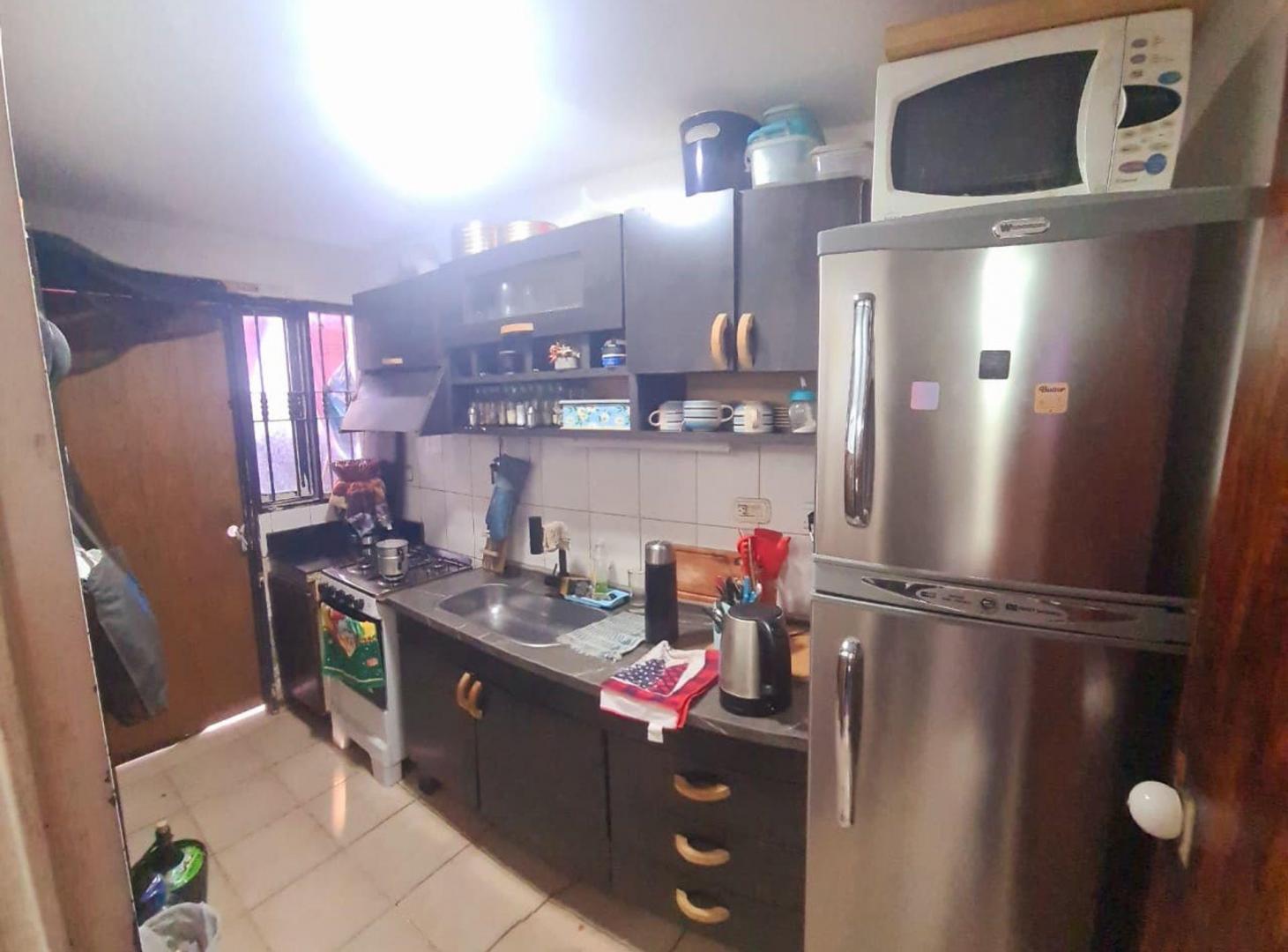 Foto de PH EN VENTA EN GODOY CRUZ 3 HABITACIONES C/PATIO, imagen 2