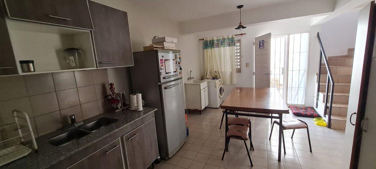 Foto de DUPLEX en VENTA en calle RIOJA 31- CAPITAL MENDOZA, imagen 1