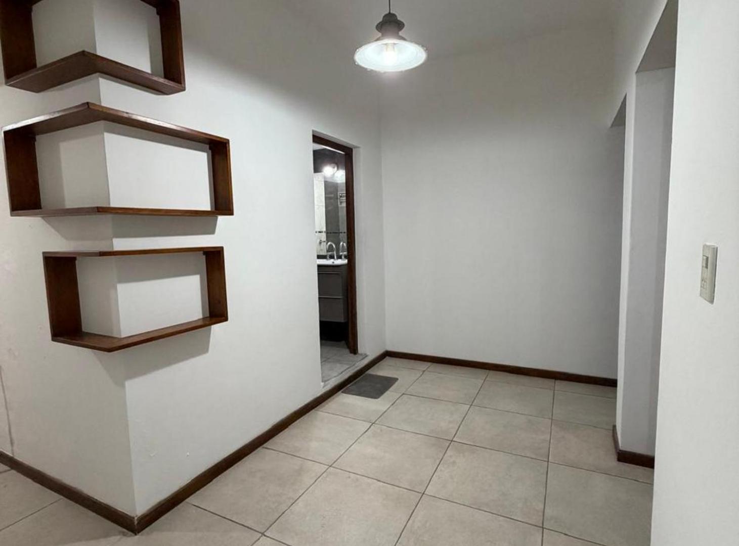 Foto de DEPARTAMENTO EN PLENO CENTRO DE LUJAN DE CUYO, imagen 5