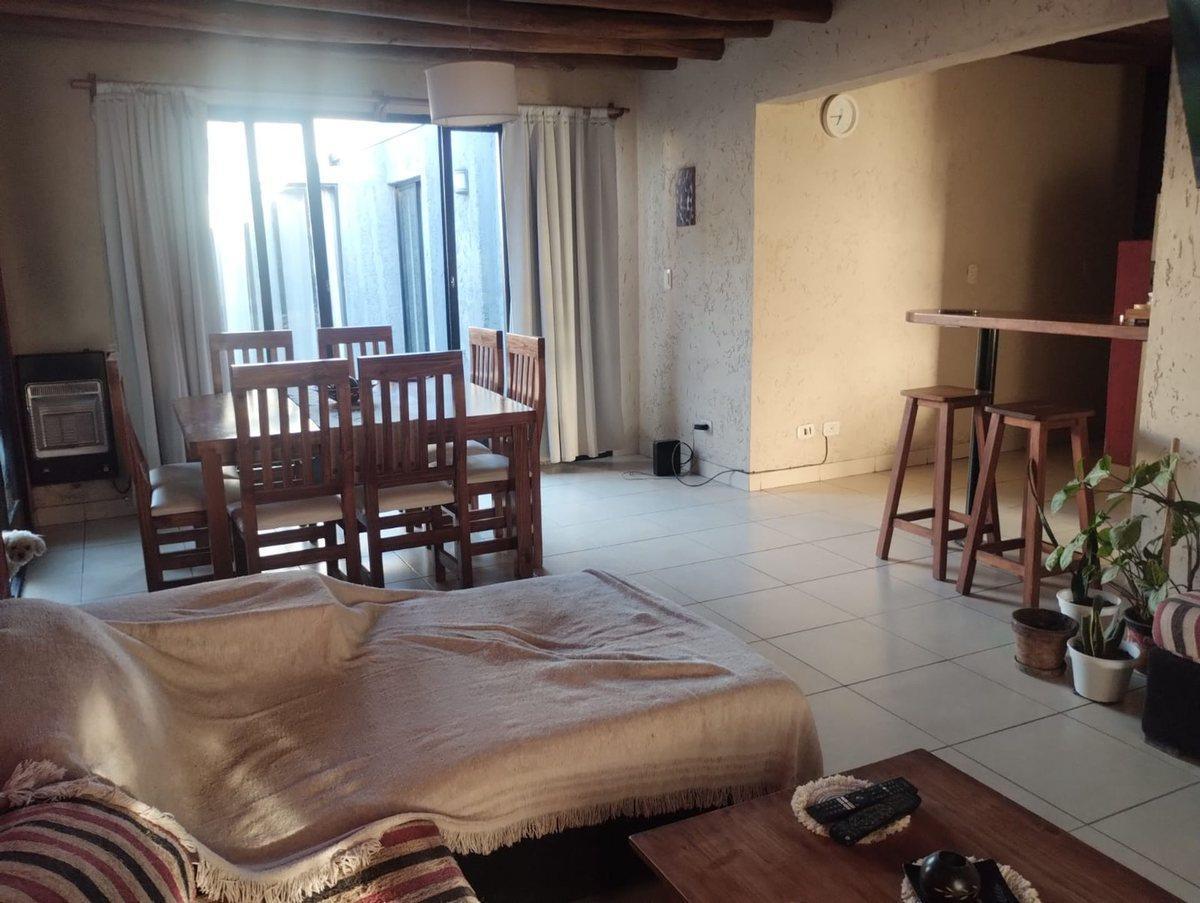 Foto de CASA IDEAL EN ZONA CENTRICA DE LUJAN EN VENTA, imagen 2