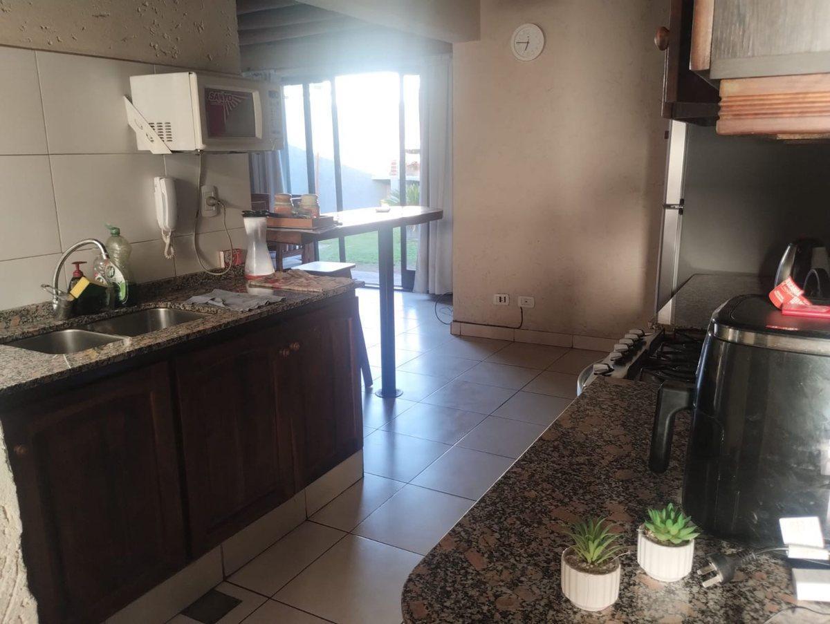 Foto de CASA IDEAL EN ZONA CENTRICA DE LUJAN EN VENTA, imagen 4