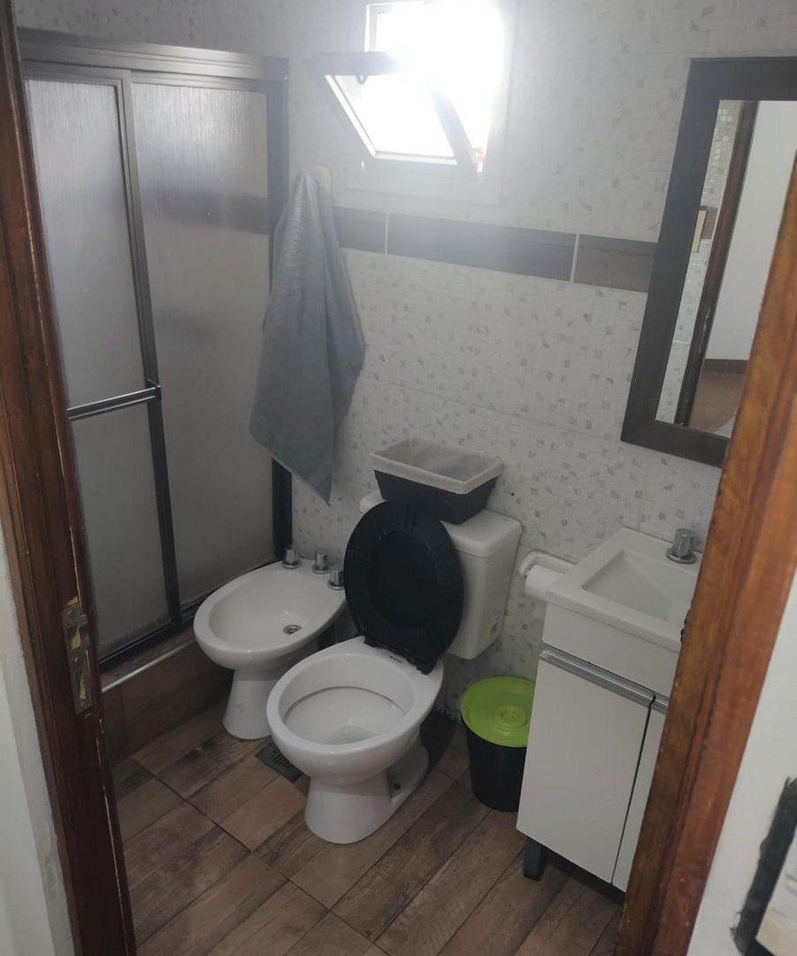 Foto de VENTA DE CASA- VISTALBA, CALLE REINOSO 1367, imagen 1