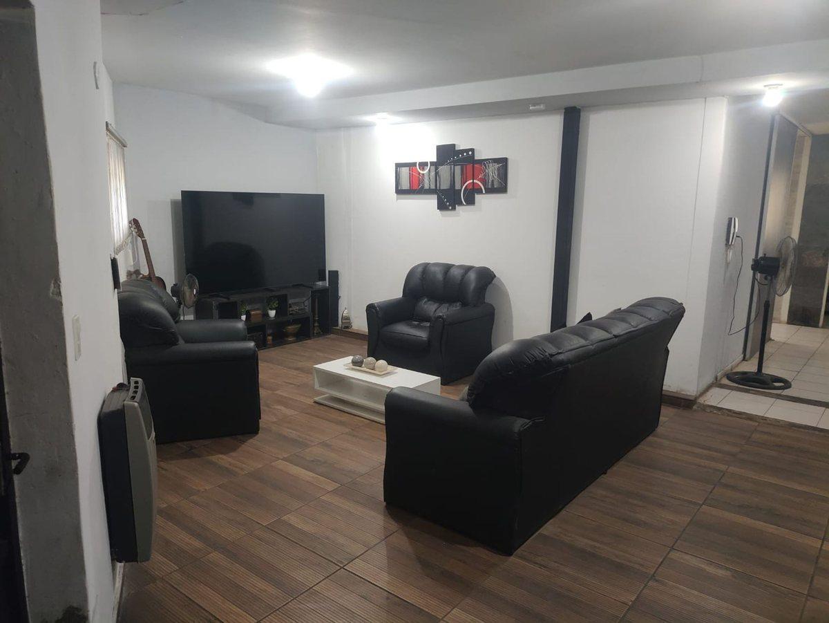 Foto de VENTA DE CASA- VISTALBA, CALLE REINOSO 1367, imagen 5