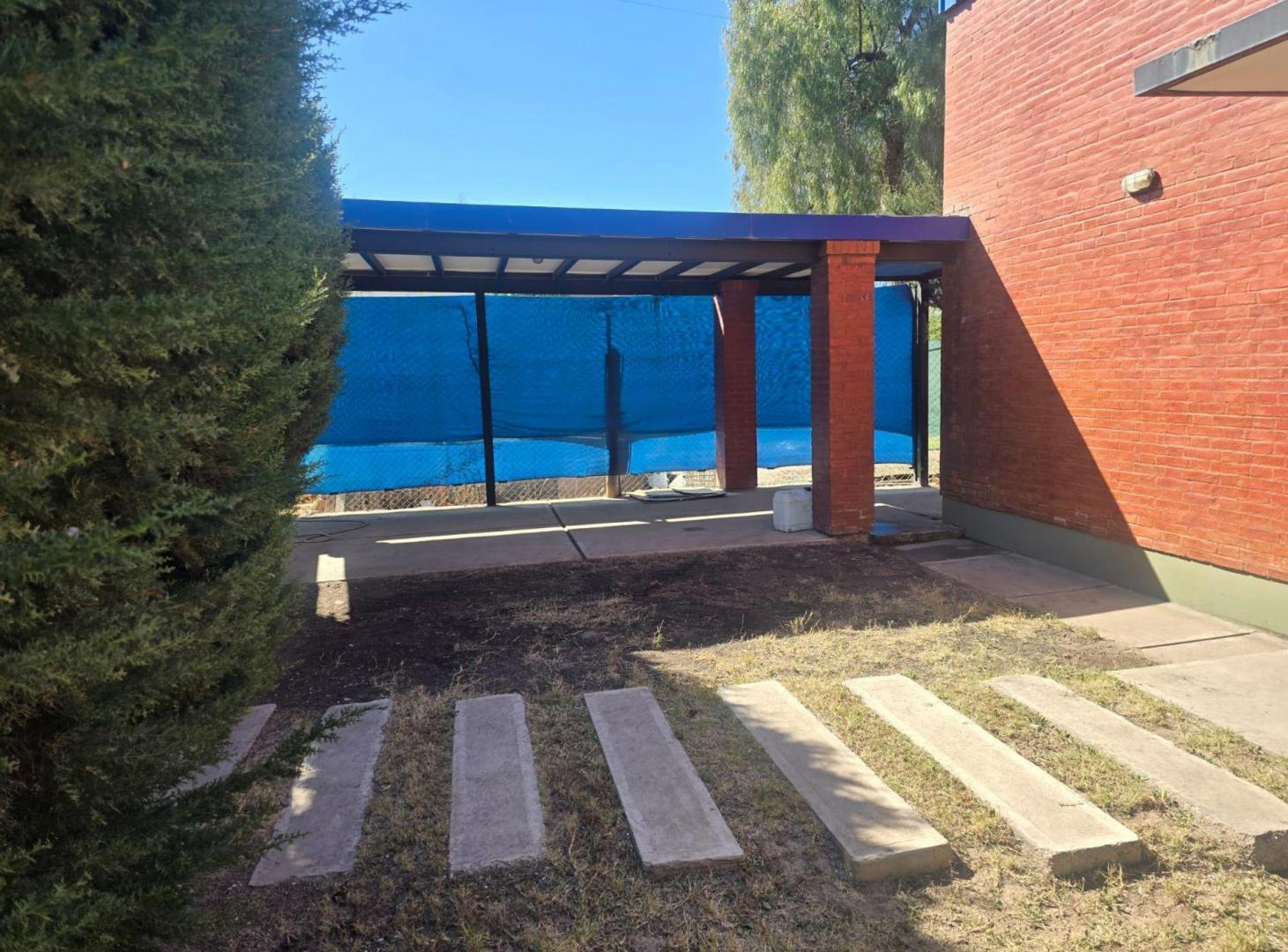 Foto de CASA EN ALQUILER EN VISTALBA CON PILETA, imagen 1