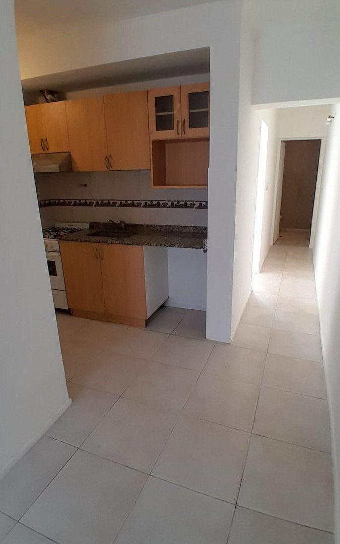 Foto de IMPECABLE DEPARTAMENTO 1 DORM-BOMBAL SUR-GODOYCRUZ, imagen 2