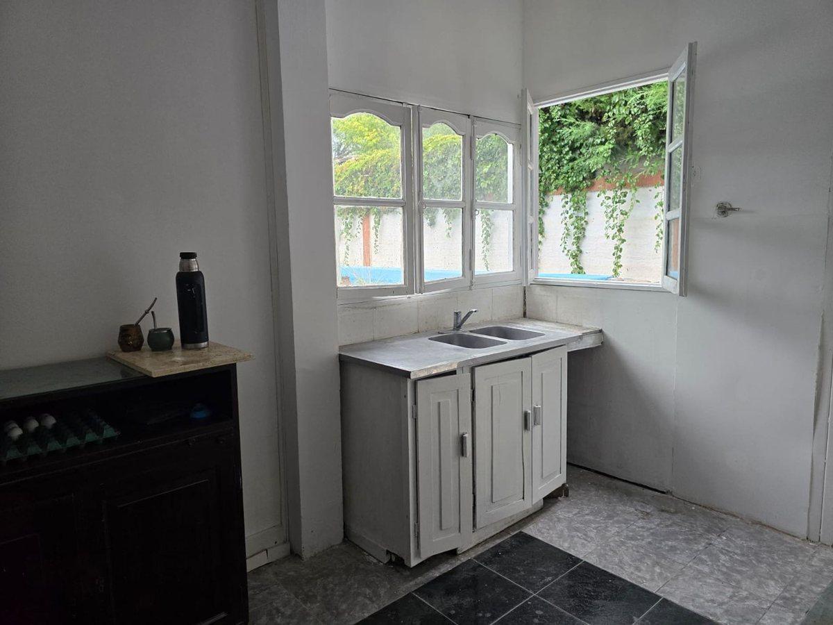 Foto de CASA con DEPARTAMENTO en VENTA - M. DRUMMOND LUJÁN, imagen 3