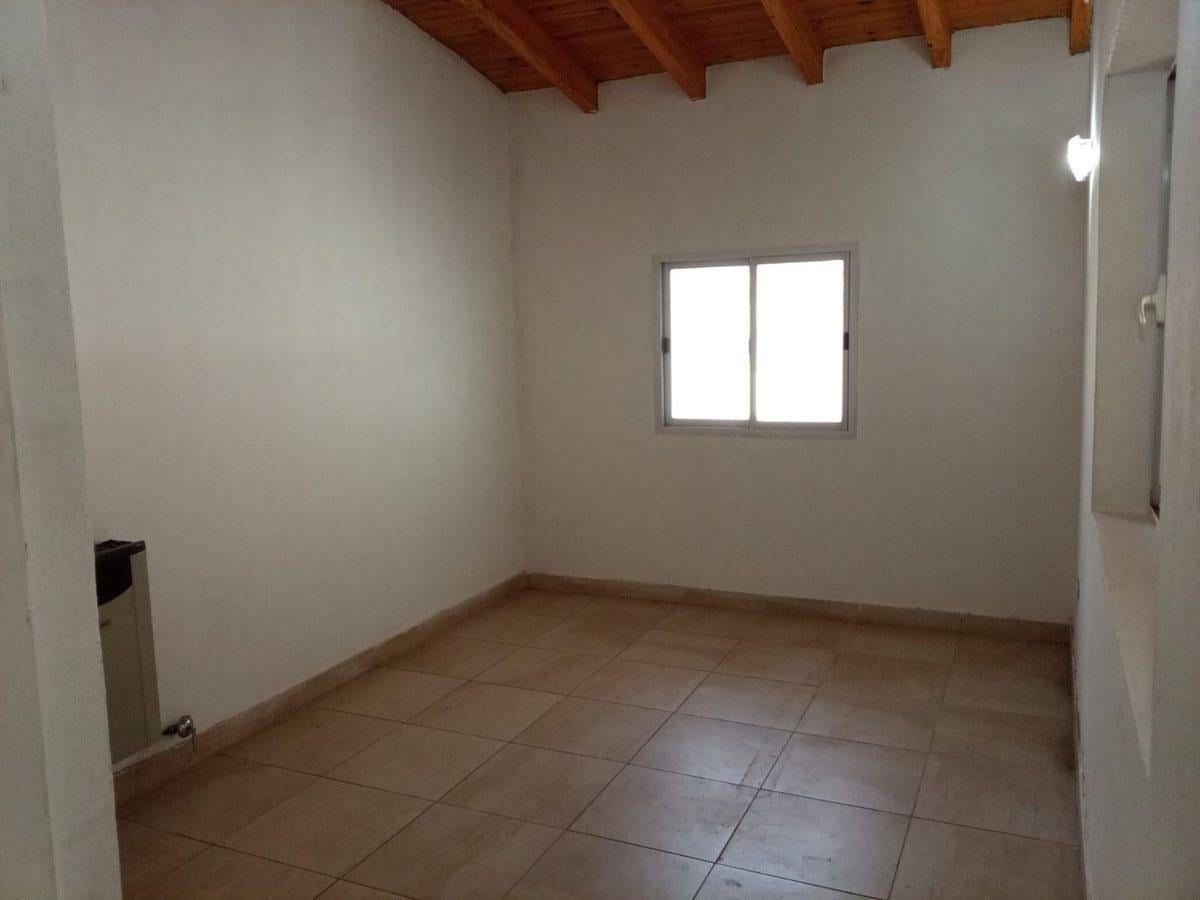 Foto de Venta Casa 3 Hab. Barrio Privado Los Solares Maipu, imagen 2