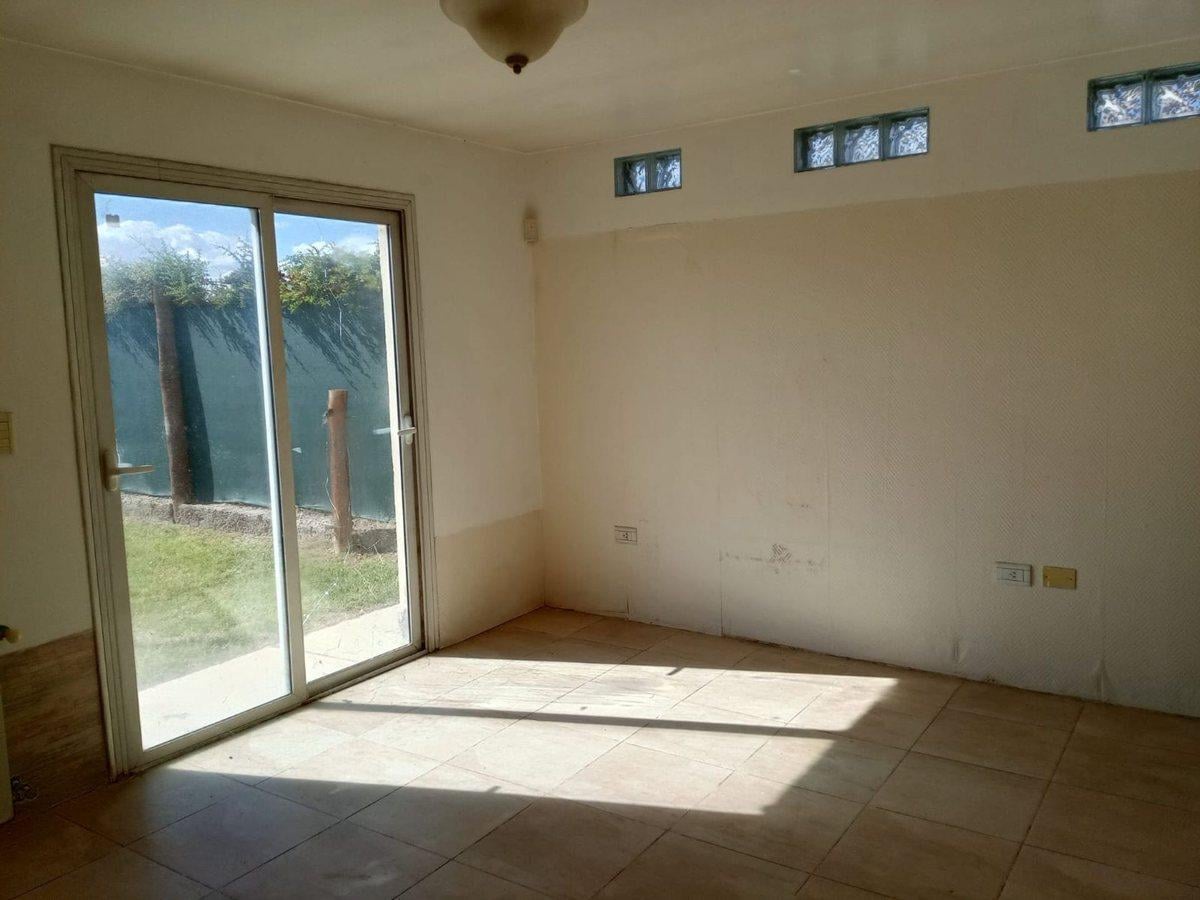 Foto de Venta Casa 3 Hab. Barrio Privado Los Solares Maipu, imagen 1
