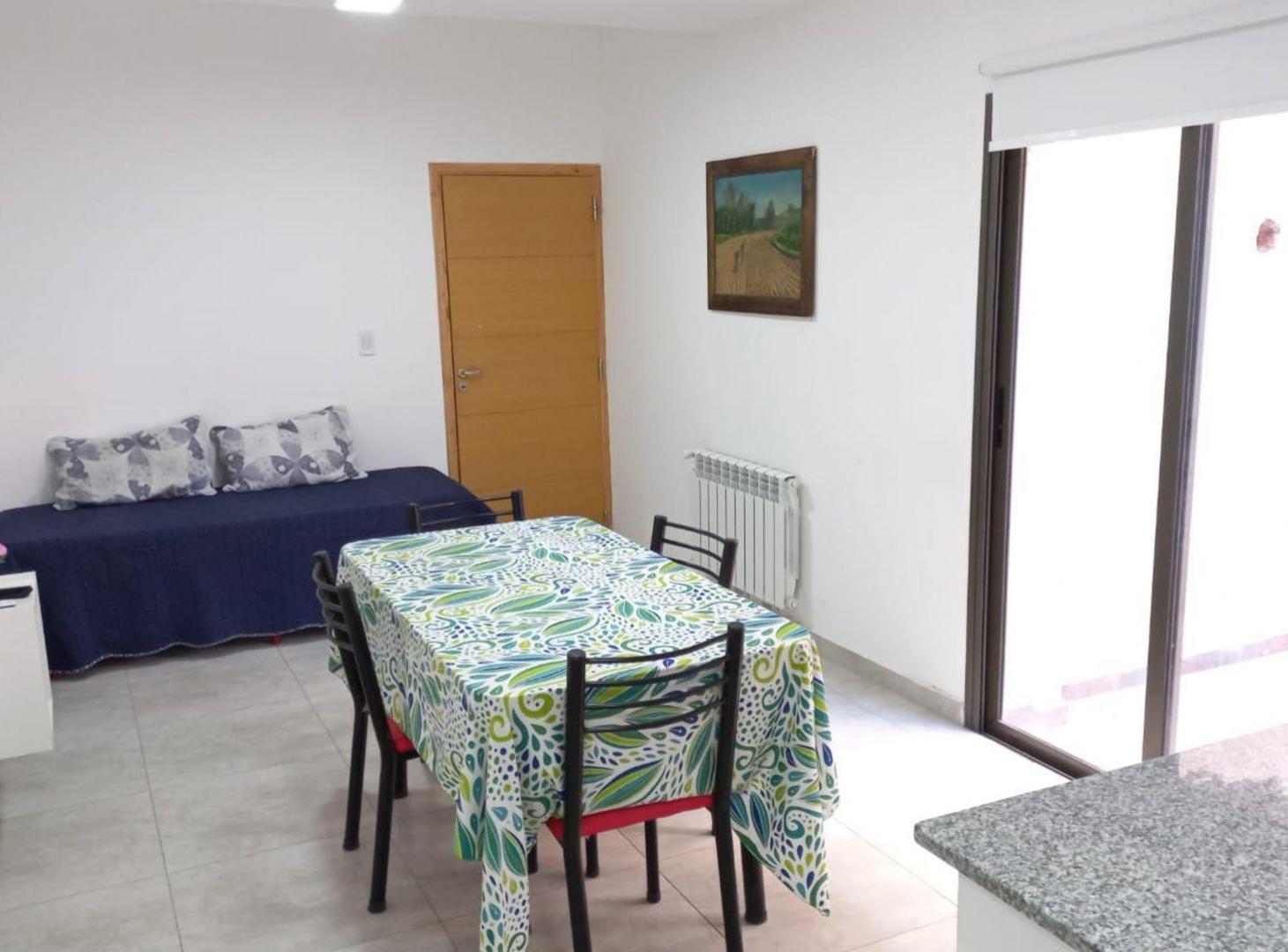 Foto de Alquiler Dpto AMOBLADO PB 1 dormi patio cochera GC, imagen 3