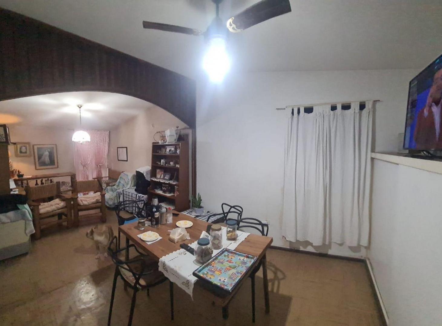 Foto de Casa Impecable 2/3 dorm. B° Foecyt - Ullum 1275, imagen 5