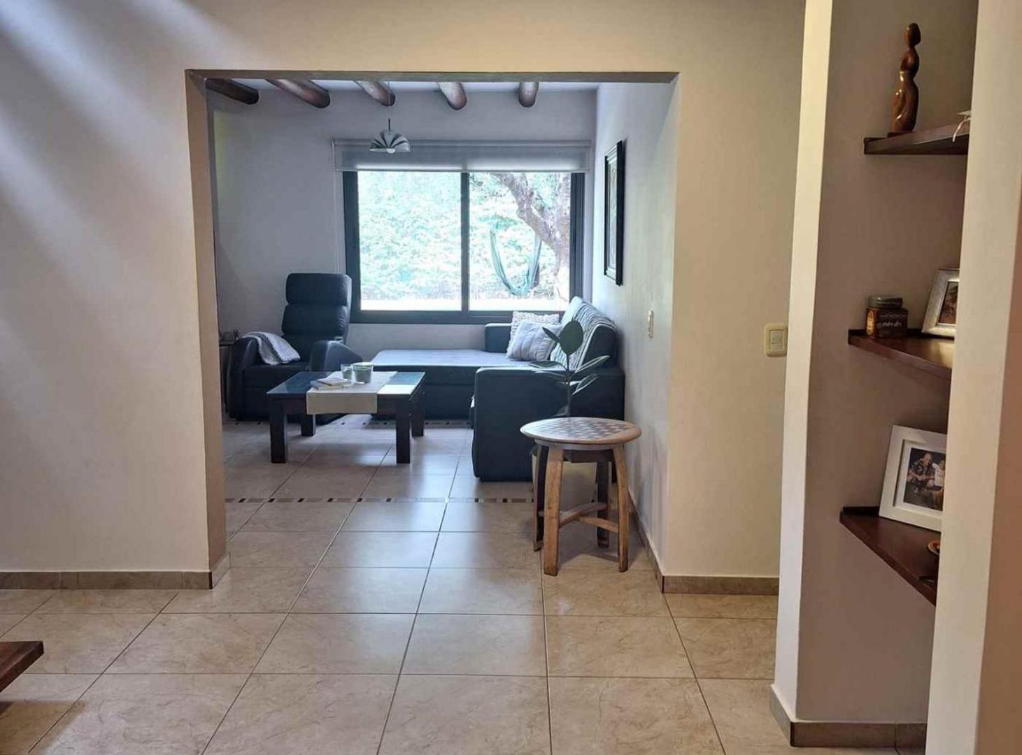 Foto de CASA APTA CREDITO, 4 DORMITORIOS - Lujan de Cuyo, imagen 5