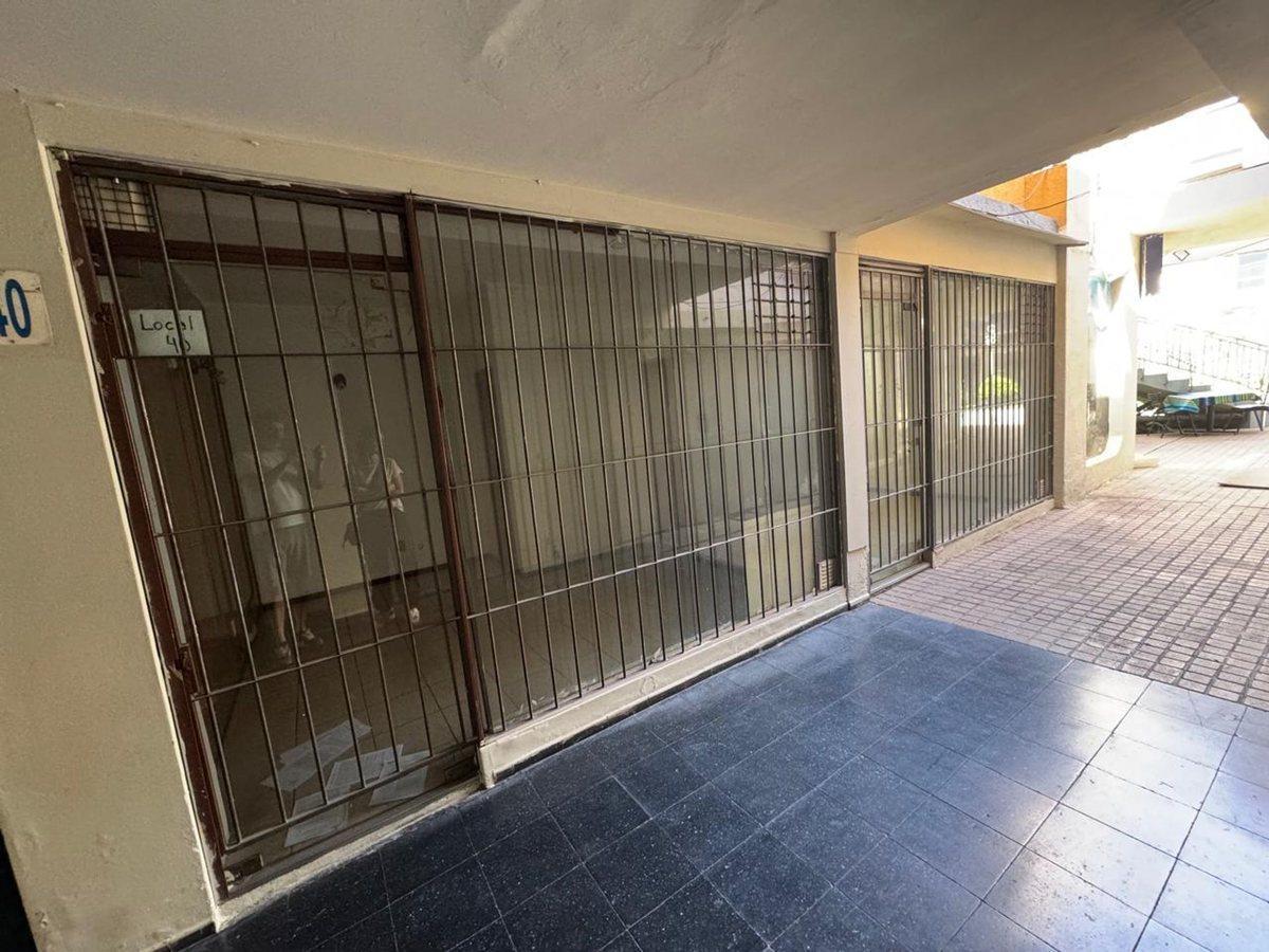 Foto de OPORTUNIDAD DE 2 LOCALES EN EL CORAZON DE MENDOZA, imagen 3