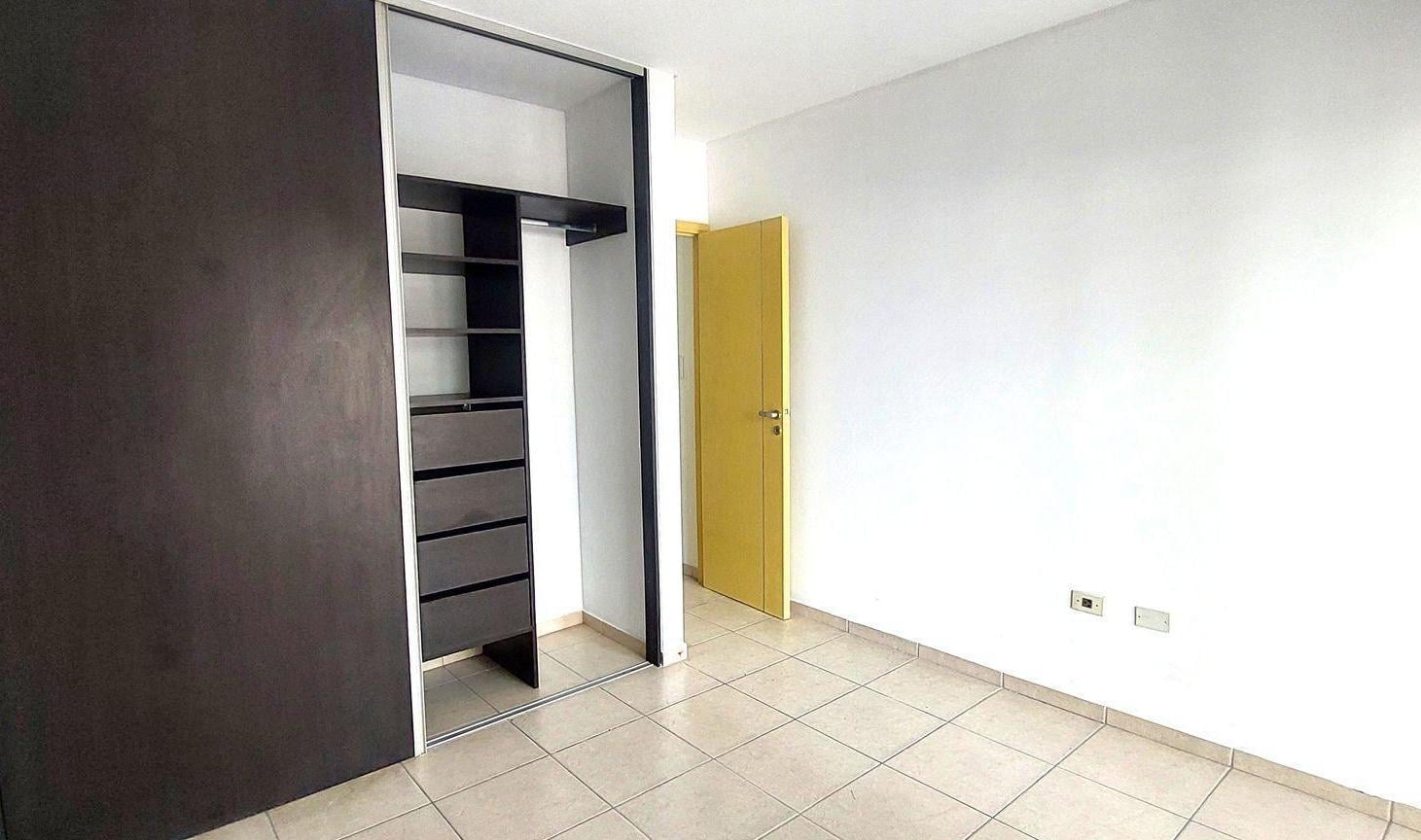 Foto de DEPTO EN VENTA EN DORREGO – A METROS DE COSTANERA, imagen 4