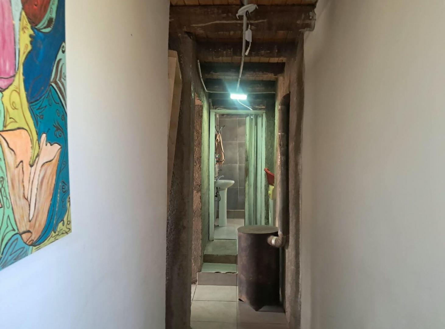 Foto de VENTA TERRENO DE 2.000 M2 CON 2 CASAS- BLANCO ENCA, imagen 2